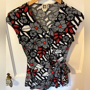 Anne Klein faux wrap top size S